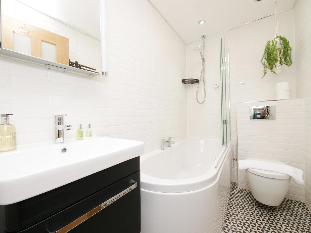 Forget-Me-Not House 3 Bed Home In York Centre - Free Parking Buitenkant foto